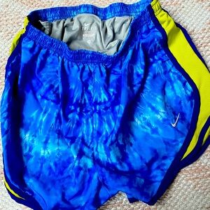Medium workout shorts